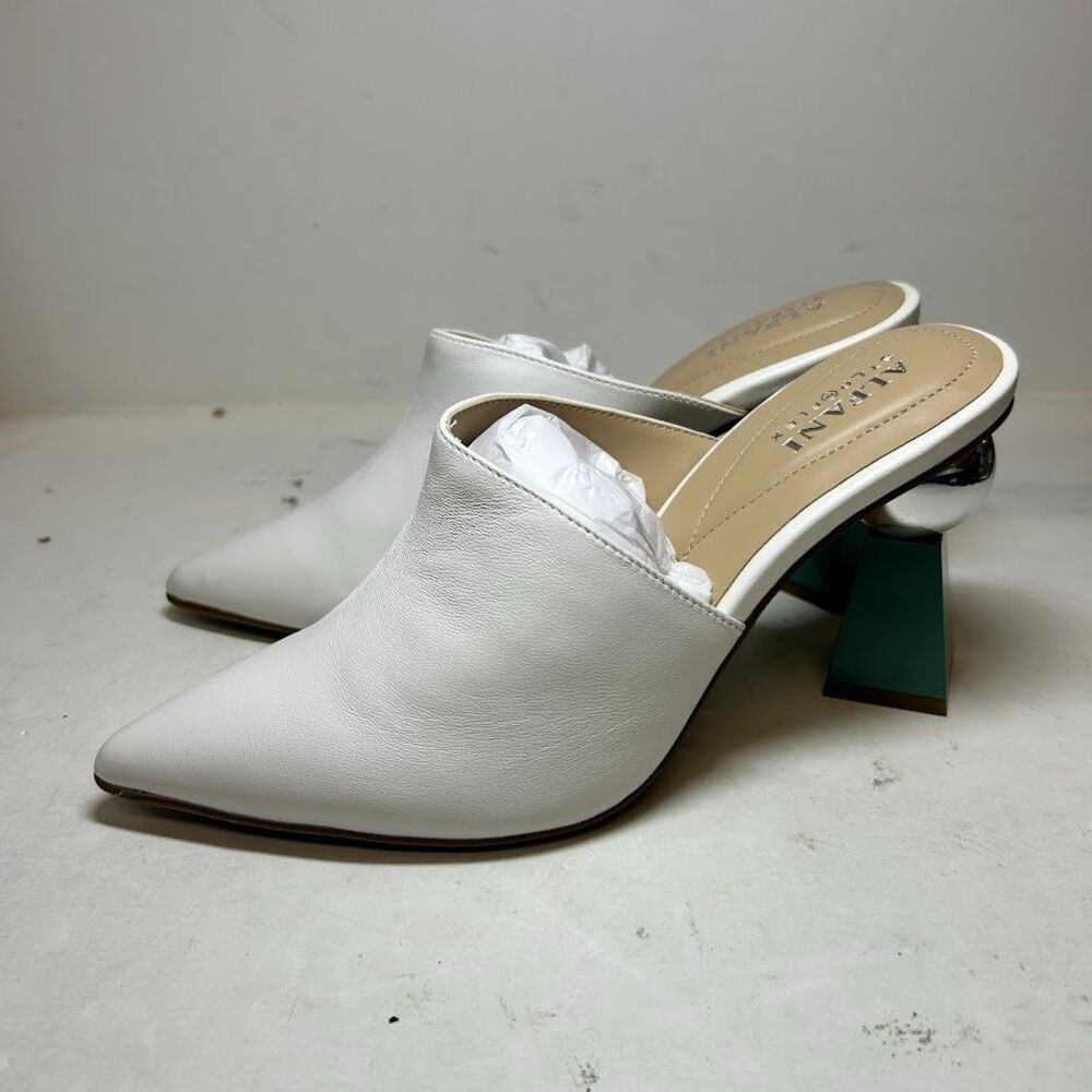 Alfani Womens 8.5 M White Leather Junnee Pointed Toe Pumps Heels NIB MM9 - Picture 3 of 5